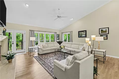 107 Lindos Dr, Seneca, SC 29672 photo 12