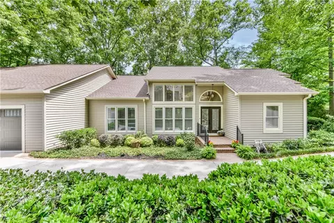 107 Lindos Dr, Seneca, SC 29672 photo 3