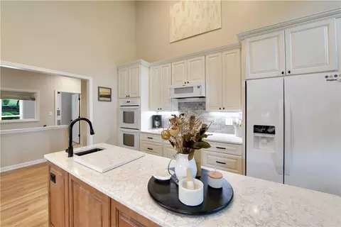 107 Lindos Dr, Seneca, SC 29672 photo 23