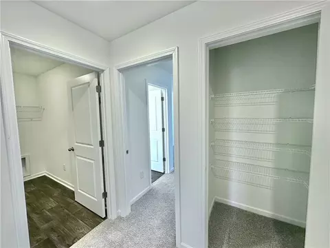 Entry Way - 621 Seaborn Cir, Pendleton, SC 29670 photo 4 of 6