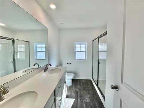 Bath - 621 Seaborn Cir, Pendleton, SC 29670 photo 2 of 4