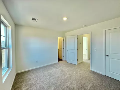 Bedroom - 621 Seaborn Cir, Pendleton, SC 29670 photo 6 of 6