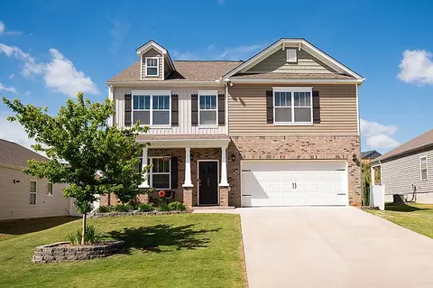 221 Fountain Oak Ln, Easley, SC 29642
