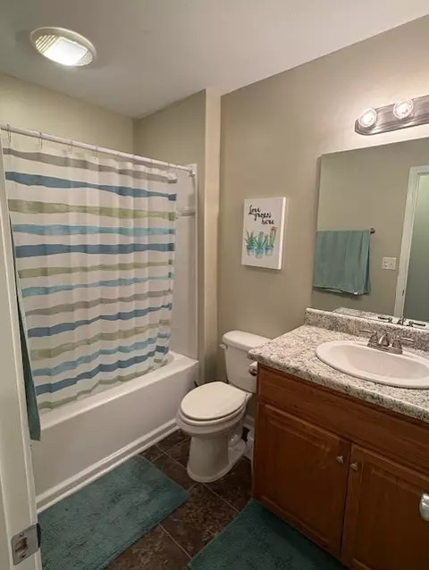 Bath - 198 Exeter Ct, Anderson, SC 29621 photo 1 of 3