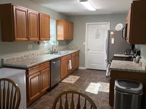 Kitchen - 198 Exeter Ct, Anderson, SC 29621 photo 1 of 2