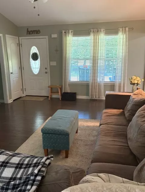 Entry Way - 198 Exeter Ct, Anderson, SC 29621 photo 2 of 2