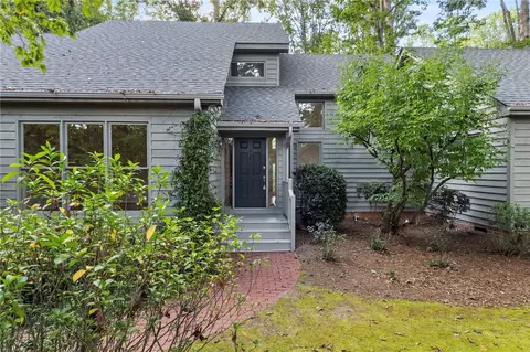 225 Arrowhead Trl, Easley, SC 29642