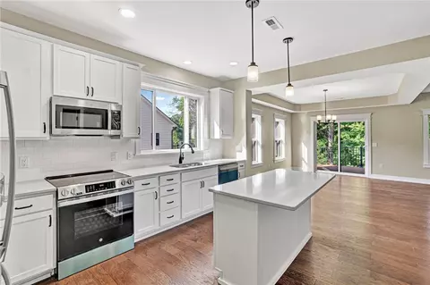 Kitchen - 892 Crenshaw St, Pendleton, SC 29670 photo 3 of 3