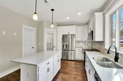 Kitchen - 892 Crenshaw St, Pendleton, SC 29670 photo 1 of 3