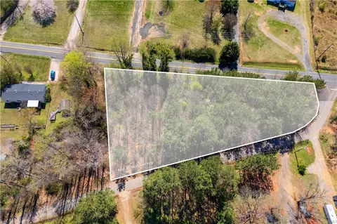 108 Watts Rd, Liberty, SC 29657