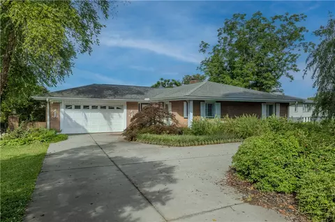 209 Edgewater Dr, Anderson, SC 29626