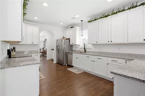Kitchen - 525 Sixteenth Cir, Walhalla, SC 29691 photo 1 of 3