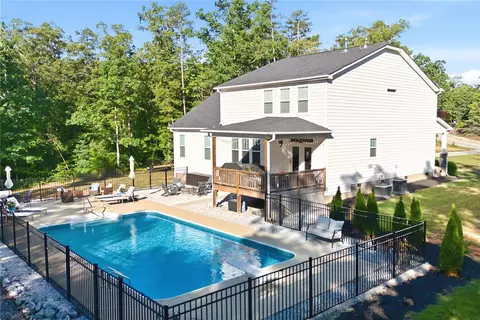 Exterior - 525 Sixteenth Cir, Walhalla, SC 29691 photo 10 of 10