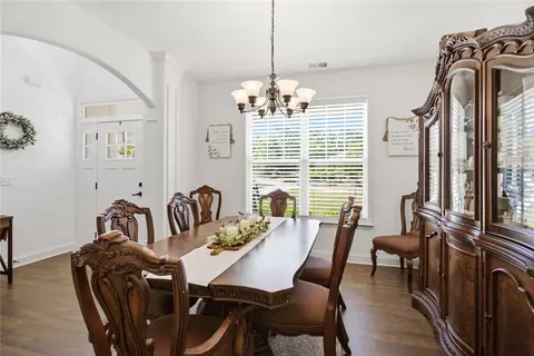 Dining - 525 Sixteenth Cir, Walhalla, SC 29691 photo 1 of 2