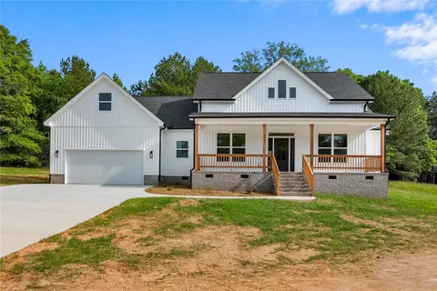 1197 Slab Bridge Rd, Liberty, SC 29657