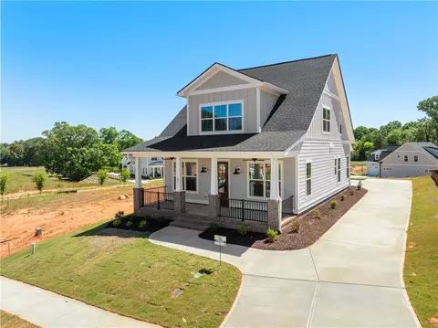 Exterior - 104 Benjamin Blvd, Pendleton, SC 29670 photo 3 of 9