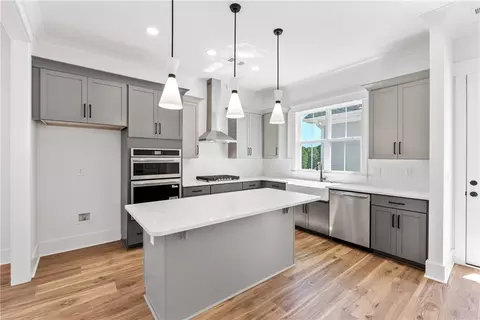 Kitchen - 104 Benjamin Blvd, Pendleton, SC 29670 photo 3 of 5