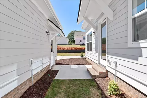 Exterior - 104 Benjamin Blvd, Pendleton, SC 29670 photo 6 of 7