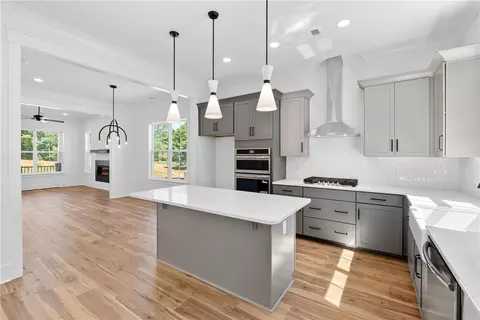 Kitchen - 104 Benjamin Blvd, Pendleton, SC 29670 photo 1 of 5