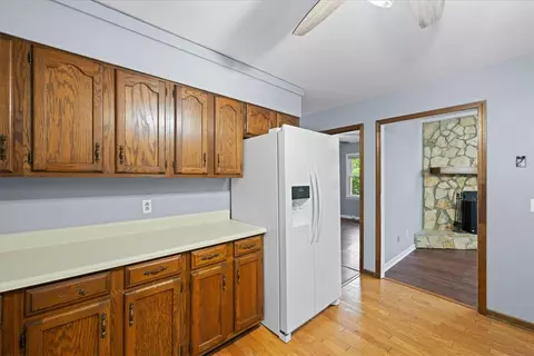 Kitchen - 185 Earlestead Dr, Walhalla, SC 29691 photo 2 of 2