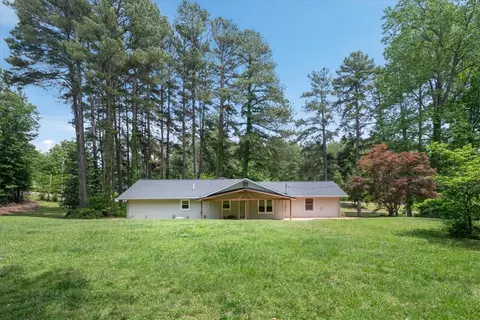 Exterior - 185 Earlestead Dr, Walhalla, SC 29691 photo 8 of 10