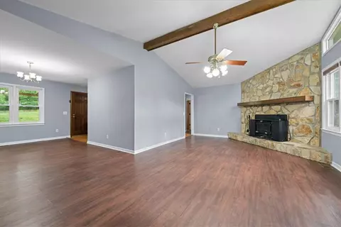Living - 185 Earlestead Dr, Walhalla, SC 29691 photo 3 of 7