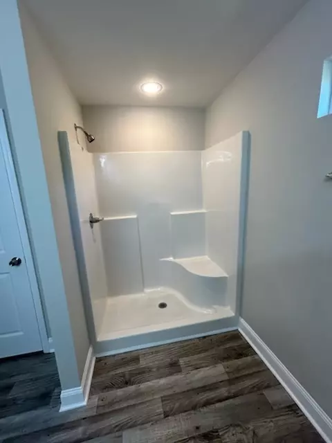 Bath - 708 Hampton St, Iva, SC 29655 photo 1 of 3