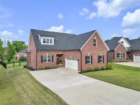110 Bonaire Pt, Anderson, SC 29621