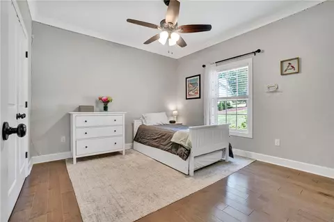 Bedroom - 602 W Pine Ct, Seneca, SC 29672 photo 4 of 7