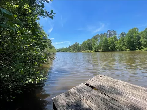 615 The Bear Blvd, Tamassee, SC 29686 photo 2