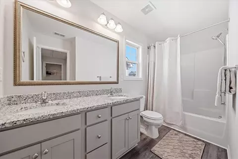 Bath - 403 Seaborn Cir, Pendleton, SC 29670 photo 1 of 3