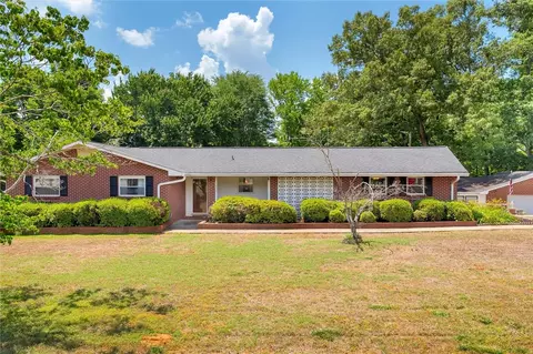 1815 Old Pearman Dairy Rd, Anderson, SC 29625