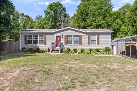 125 Avery Dr, Easley, SC 29640