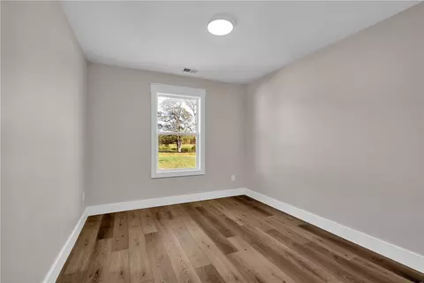 Bedroom - 3805 Flat Rock Rd, Iva, SC 29655 photo 3 of 4