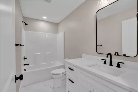 Bath - 3805 Flat Rock Rd, Iva, SC 29655 photo 3 of 3