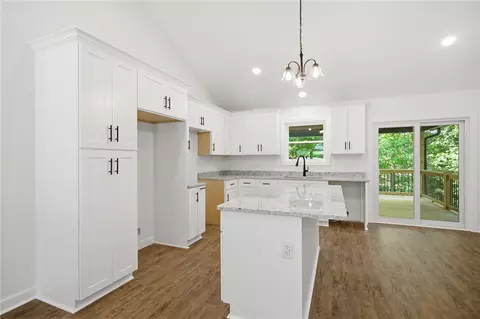 Kitchen - 209 Castlebrook Dr, Walhalla, SC 29691 photo 3 of 3