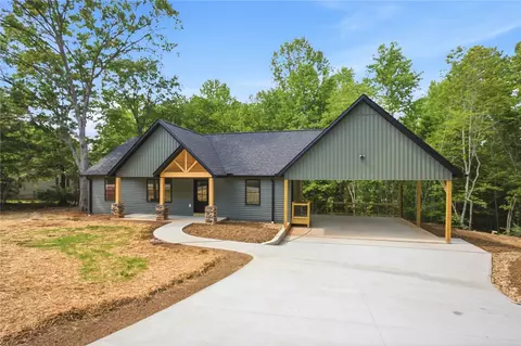 Exterior - 209 Castlebrook Dr, Walhalla, SC 29691 photo 2 of 6