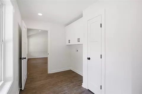 Entry Way - 209 Castlebrook Dr, Walhalla, SC 29691 photo 1 of 2