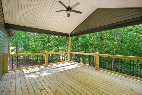 Exterior - 209 Castlebrook Dr, Walhalla, SC 29691 photo 4 of 6