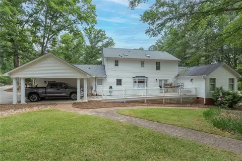 Exterior - 203 Oak Holw, Pendleton, SC 29670 photo 4 of 13