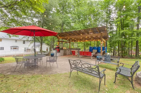 Exterior - 203 Oak Holw, Pendleton, SC 29670 photo 10 of 13