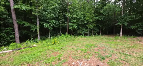 Exterior - 417 Forest Acres Cir, Walhalla, SC 29691 photo 4 of 4