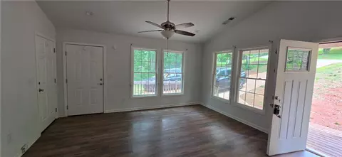 Living - 417 Forest Acres Cir, Walhalla, SC 29691 photo 2 of 3