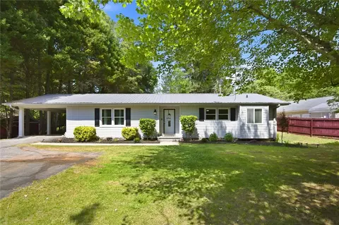 1013 S Greenwich Dr, Walhalla, SC 29691