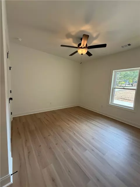 Bedroom - 107 Abaco Ln, Seneca, SC 29672 photo 2 of 5