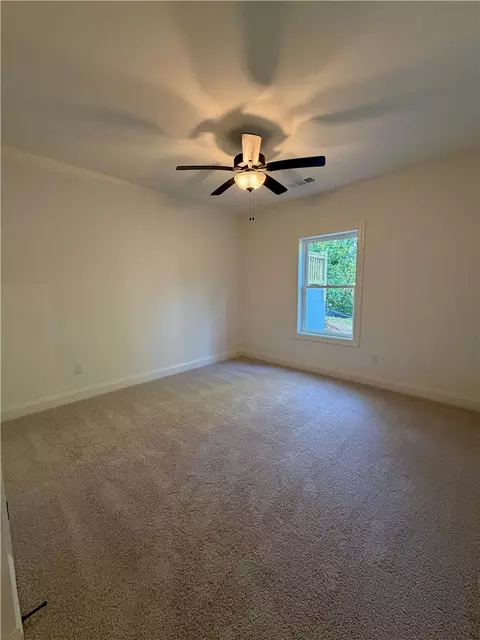 Bedroom - 107 Abaco Ln, Seneca, SC 29672 photo 5 of 5