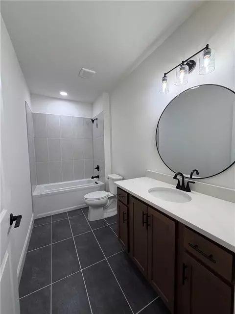 Bath - 107 Abaco Ln, Seneca, SC 29672 photo 6 of 6