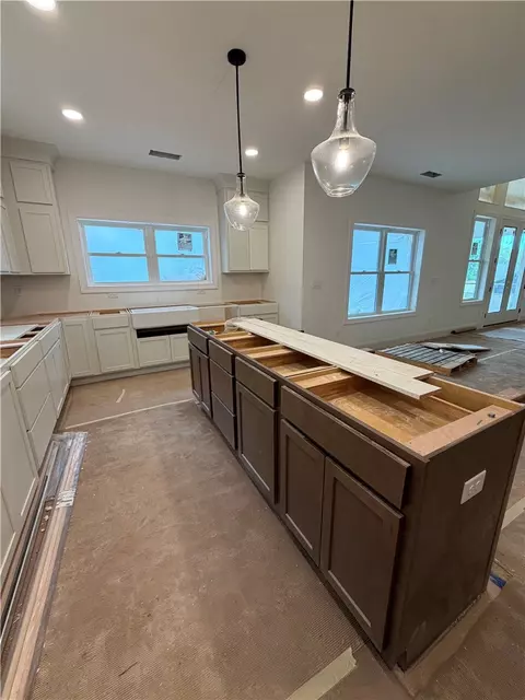 Kitchen - 107 Abaco Ln, Seneca, SC 29672 photo 3 of 6