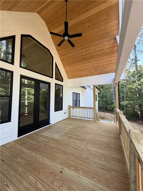 Exterior - 107 Abaco Ln, Seneca, SC 29672 photo 5 of 7