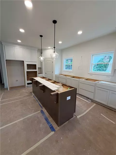 Kitchen - 107 Abaco Ln, Seneca, SC 29672 photo 6 of 6